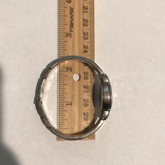 Roxy Watch - Picture 4 of 5